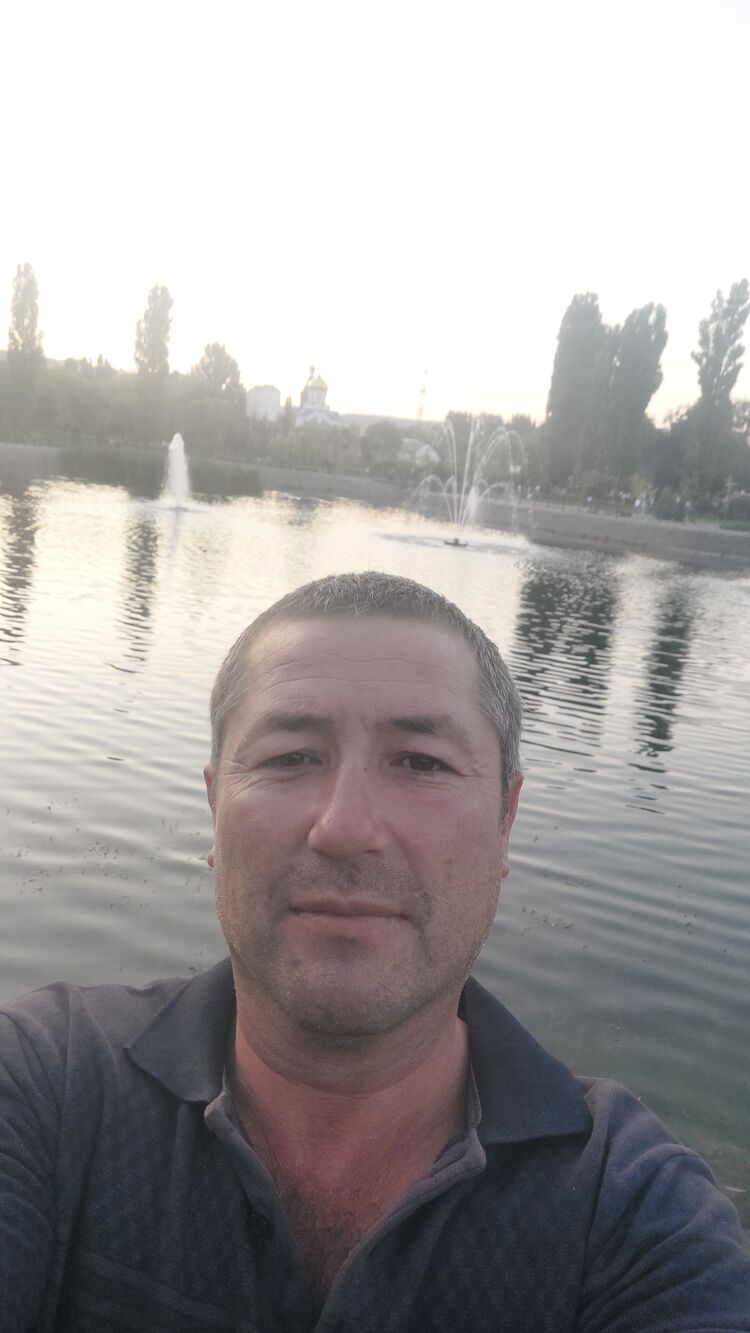  46296098  Oybek, 39 ,    