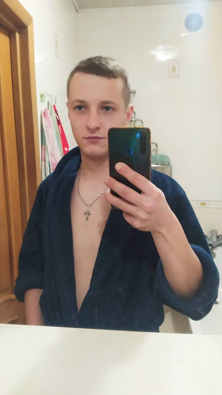  41787398  , 24 ,    