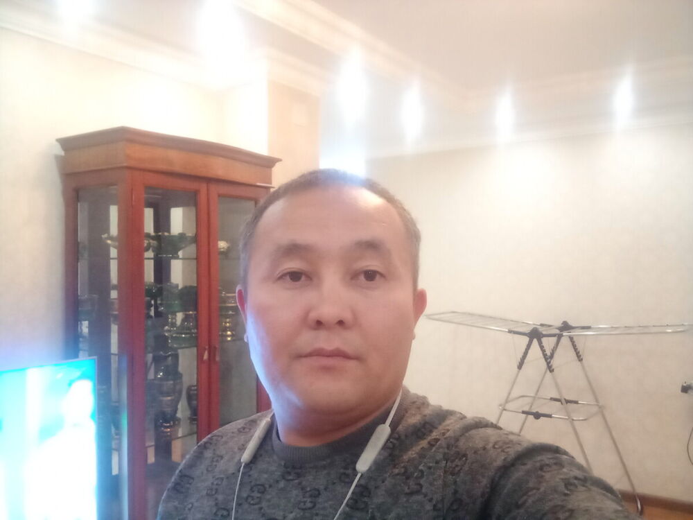  ,   Bauka, 37 ,  