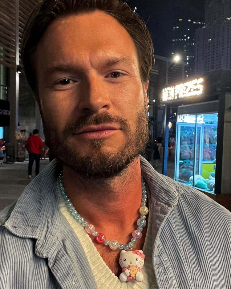  ,   , 33 ,   ,   