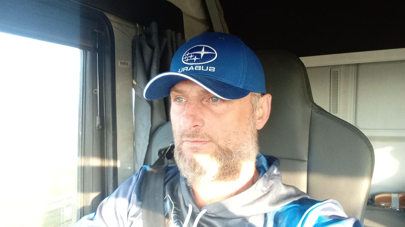  53188078  , 49 ,    --