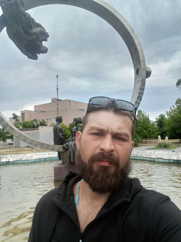  44420228  , 28 ,    