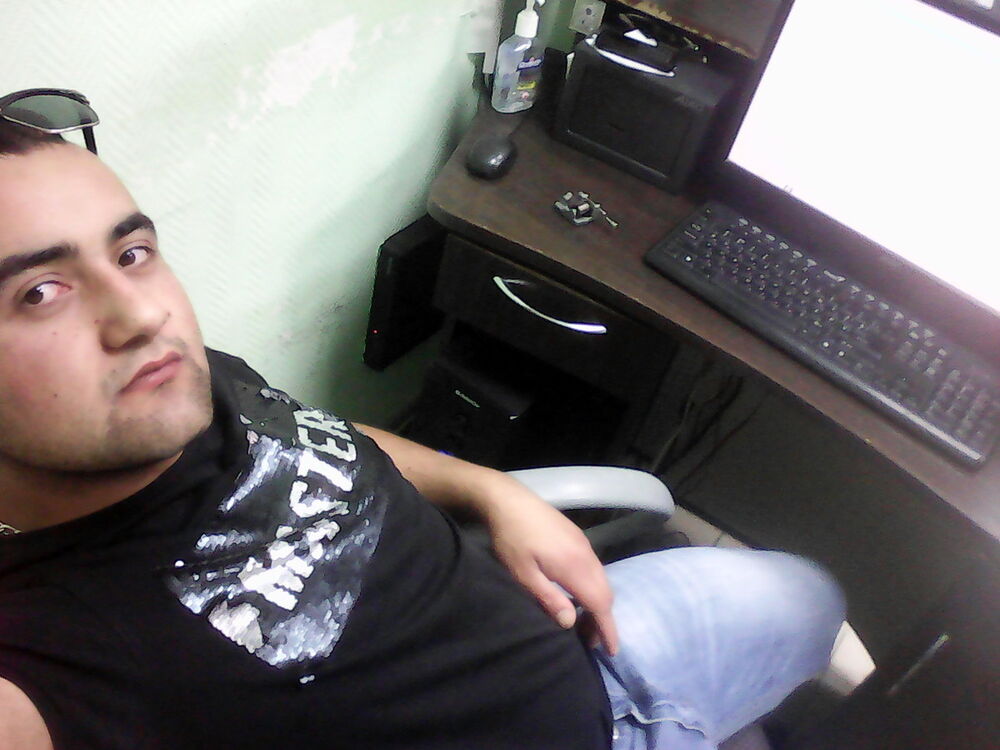  10577138  Styop, 30 ,    
