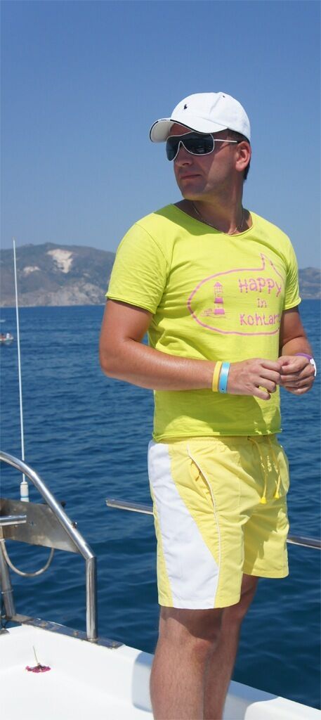  31462038  Andrew, 44 ,    