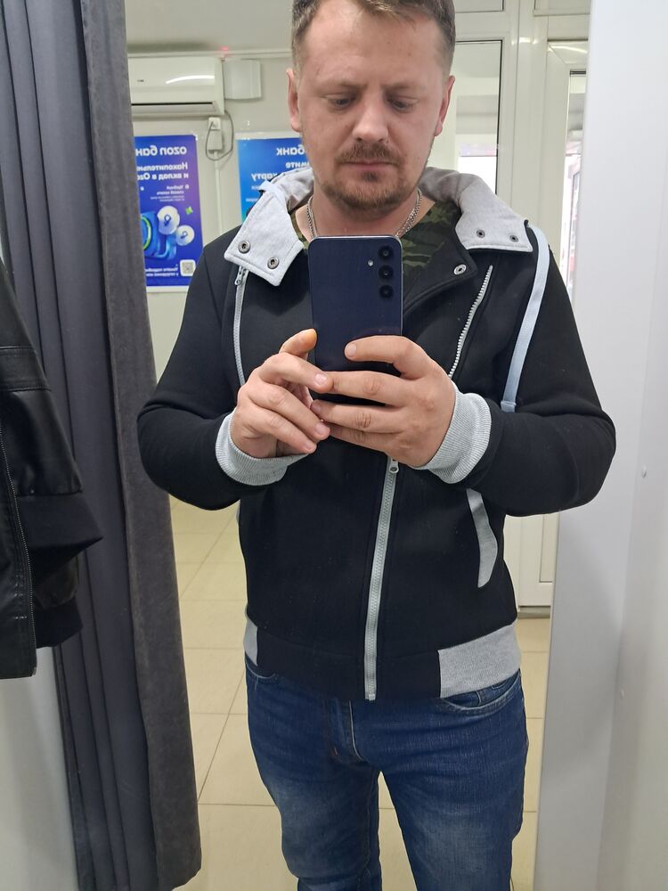  51042458  , 31 ,    