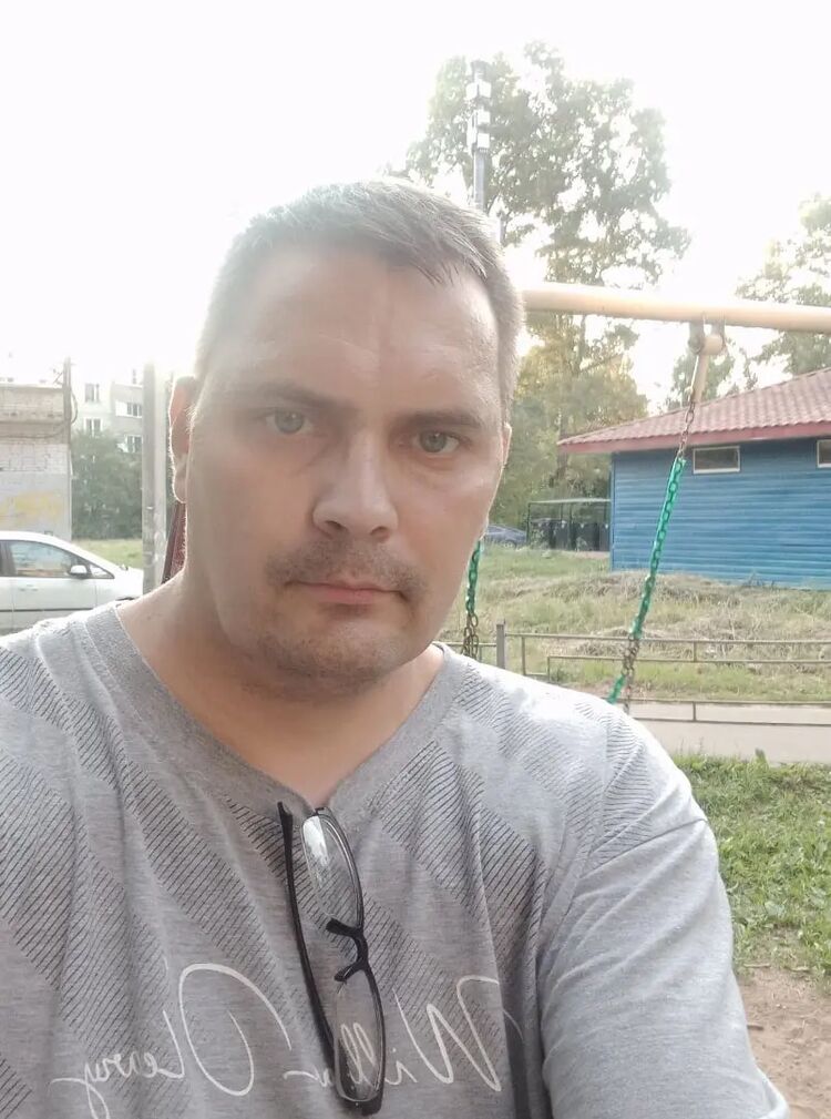  40111368  , 42 ,     