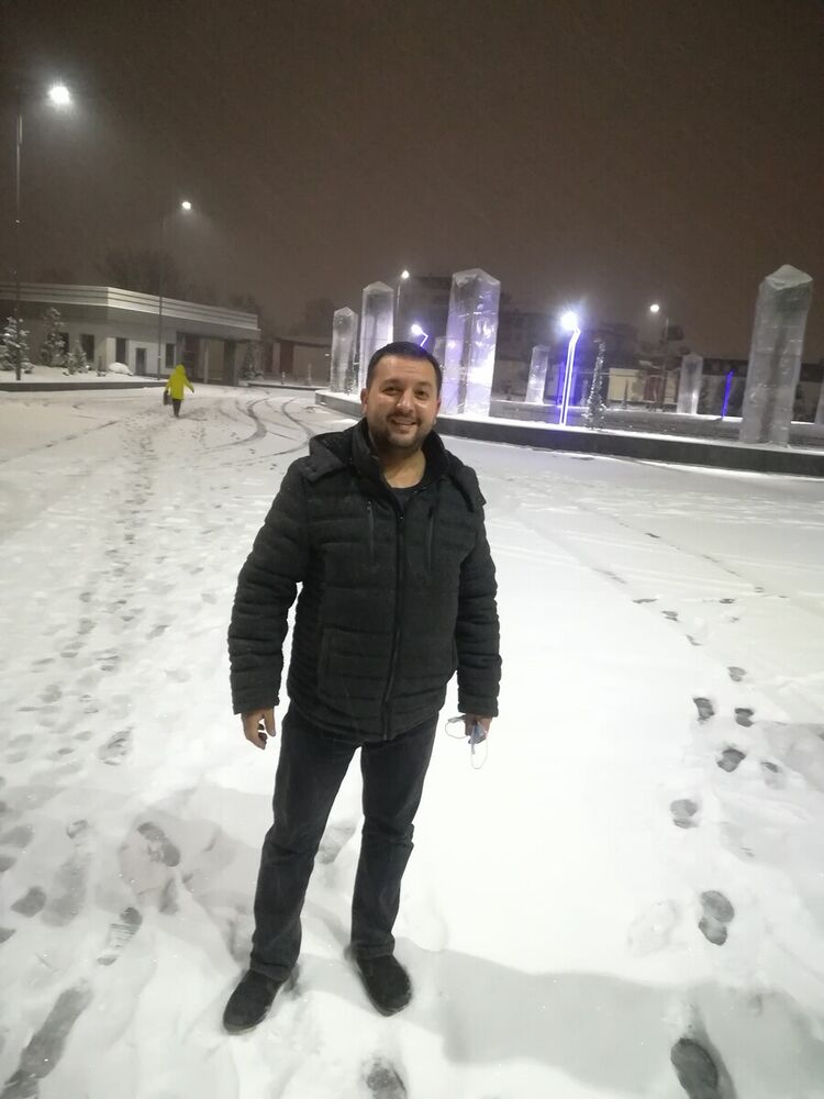  21770258  Levent, 42 ,    