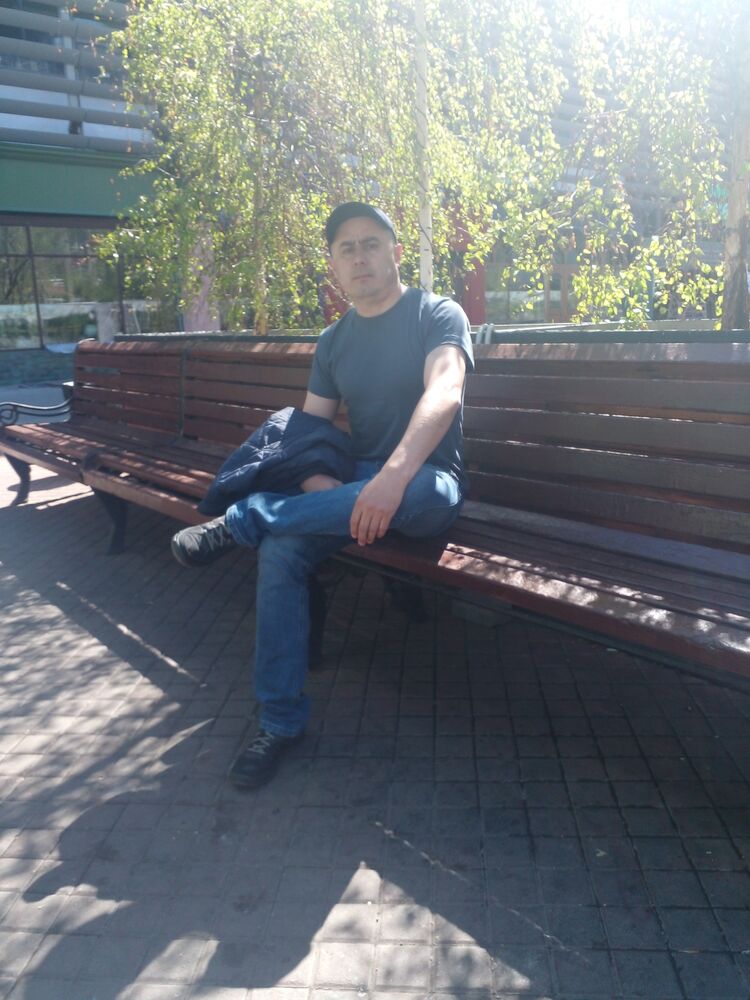  27351248  Palvon, 43 ,    