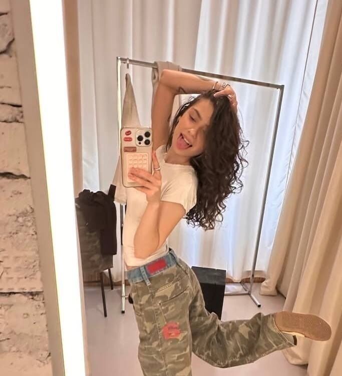  ,   , 24 ,   ,   