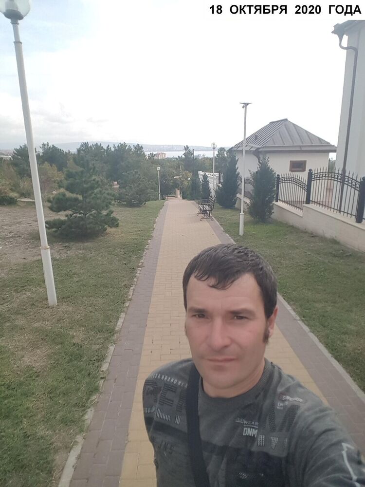  21415208  , 44 ,    