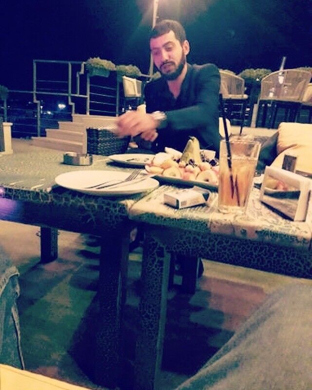  18363138  Saro, 33 ,    