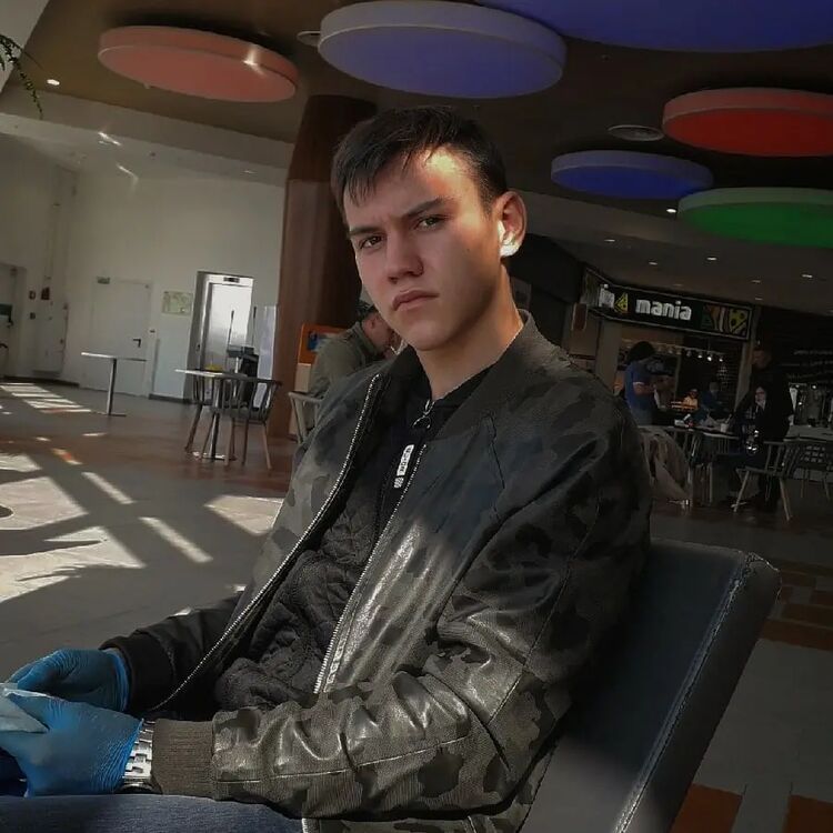  -,   Nikita, 20 ,   ,   