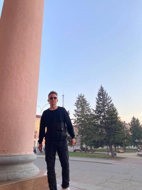  23526568  , 25 ,    -