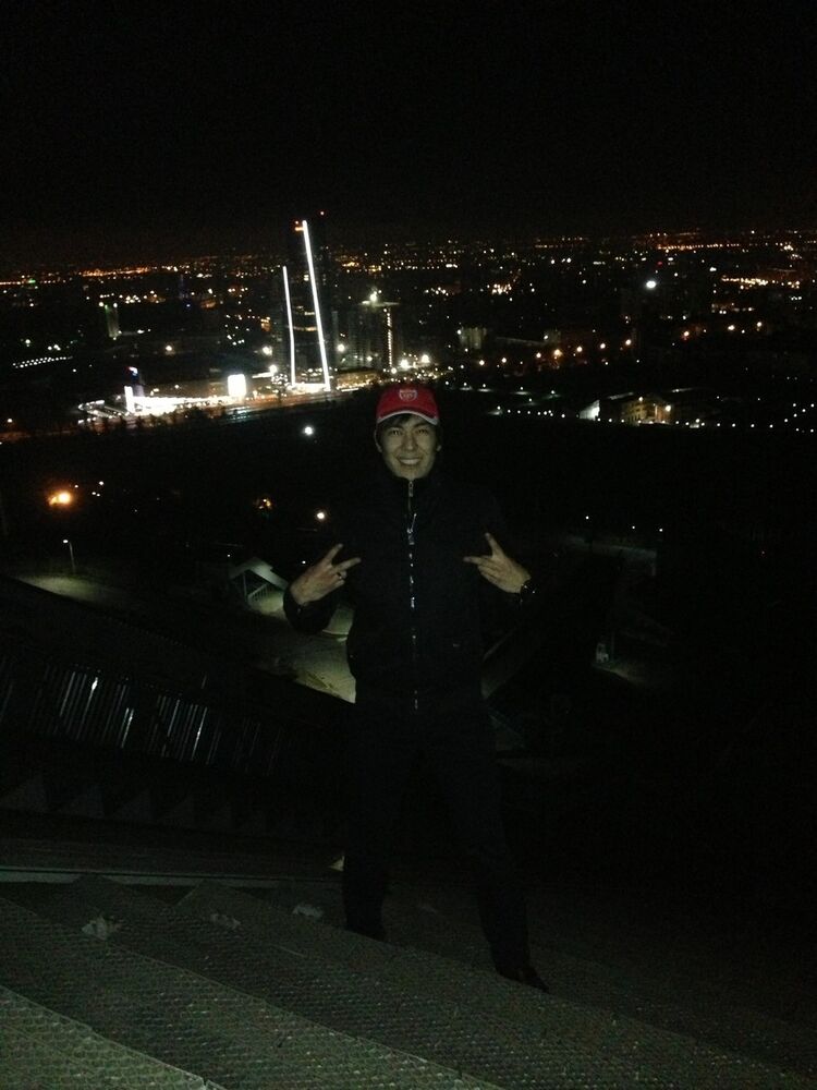  4061898  Adlet, 35 ,    