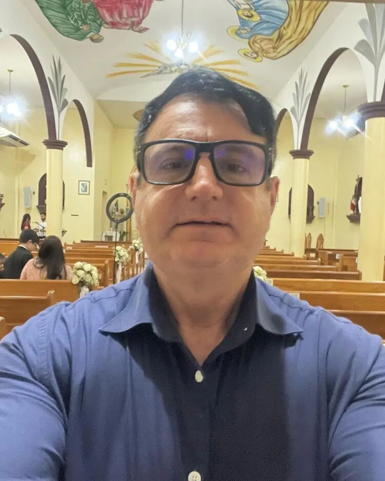  46827008  Damian, 57 ,    New York City