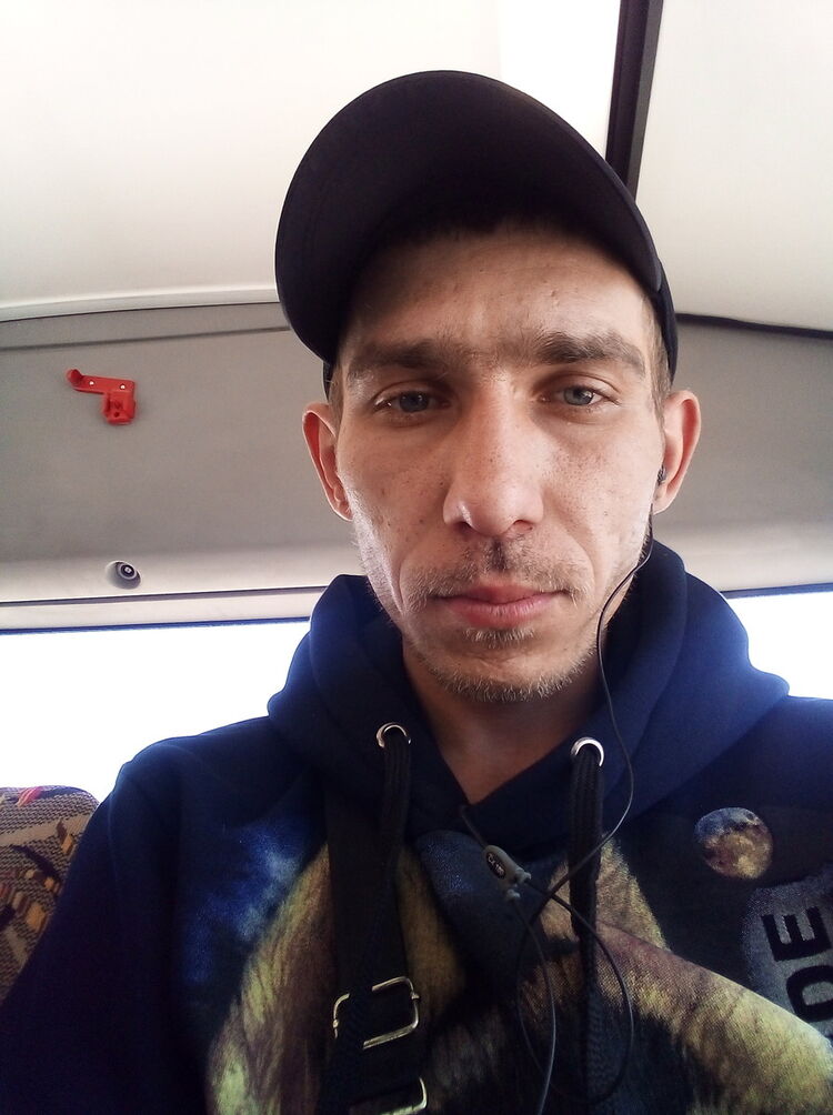  19100538  , 32 ,    --