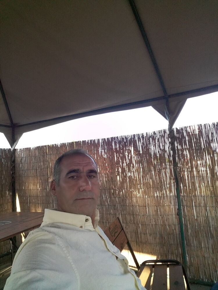  20523448  Mahbob, 47 ,     