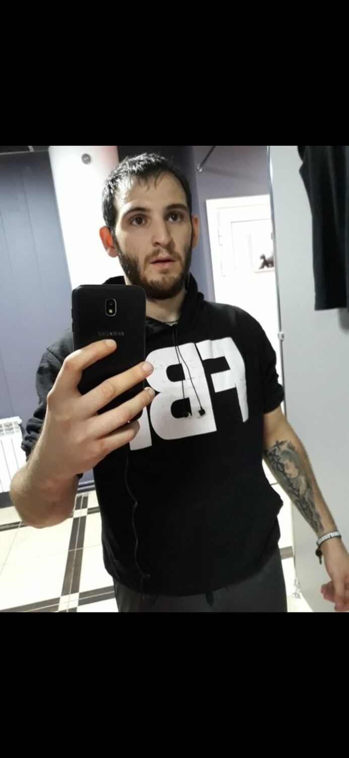 ���� 26040748 ������� Lui, 34 ����, ���� ���������� � �������