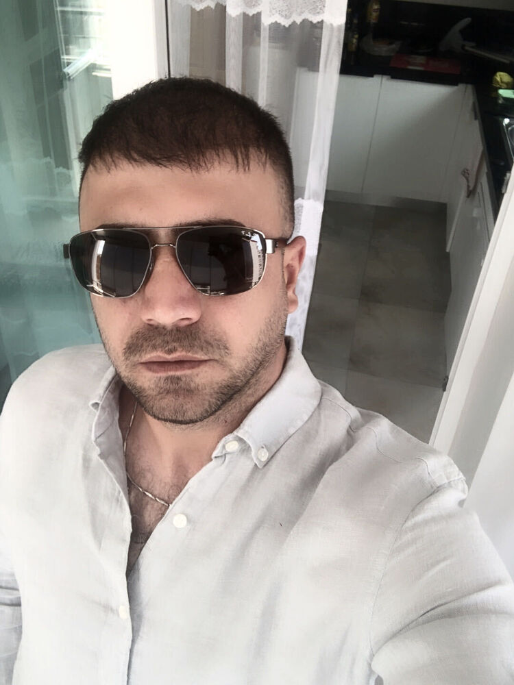  35794688  Cevat, 39 ,    