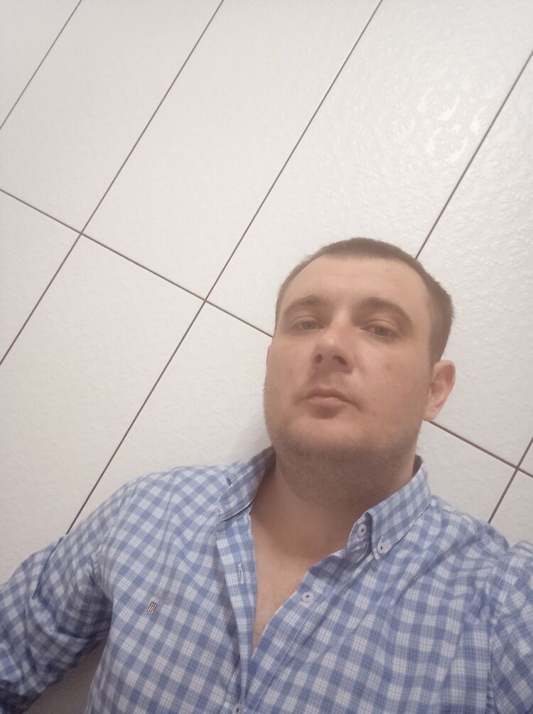  ,   Serj, 35 ,   ,   