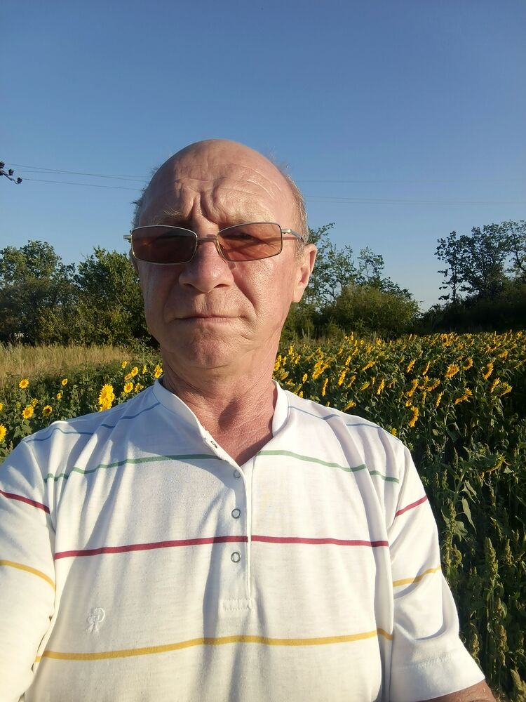  ,   Igor, 57 ,   ,   