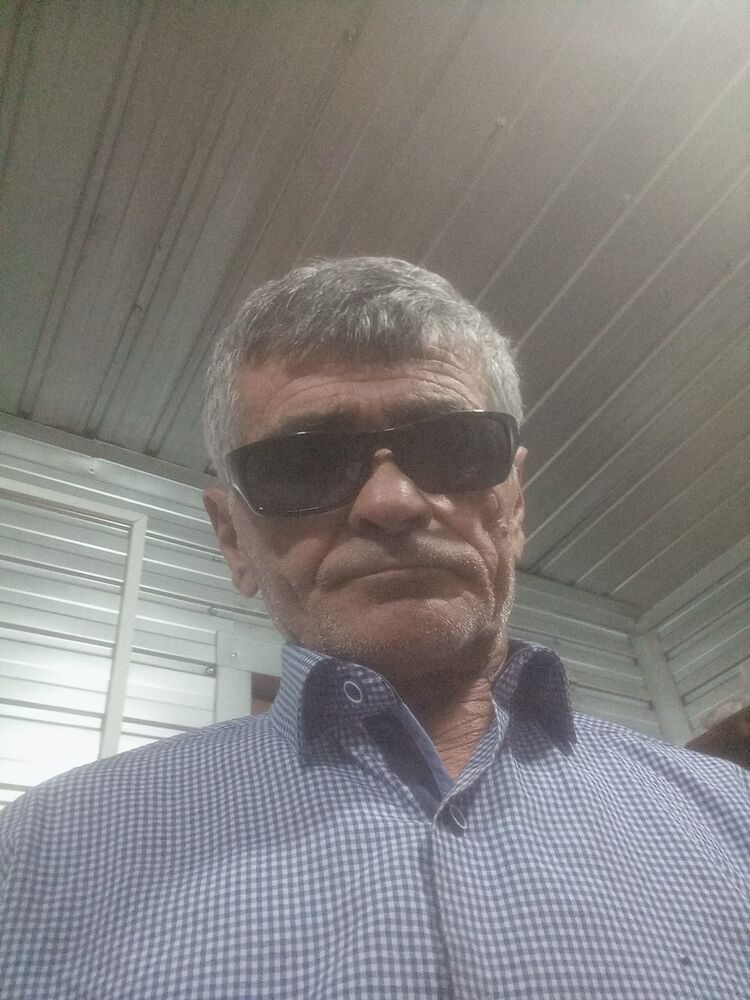  46696178  , 52 ,    