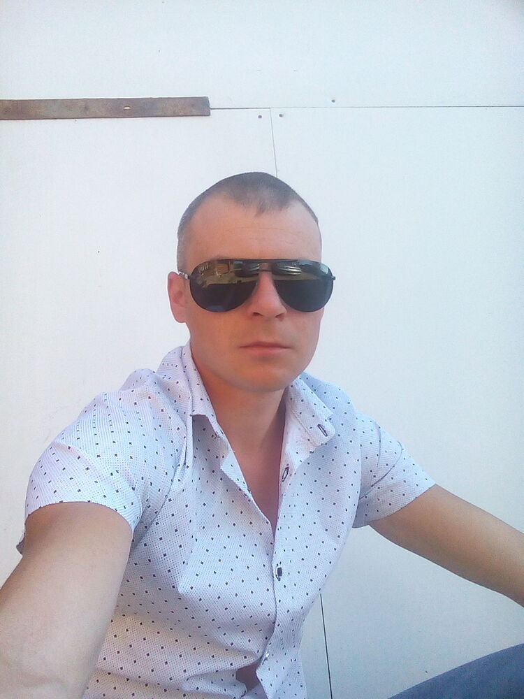  ,   Sergej, 35 ,   ,   , c 