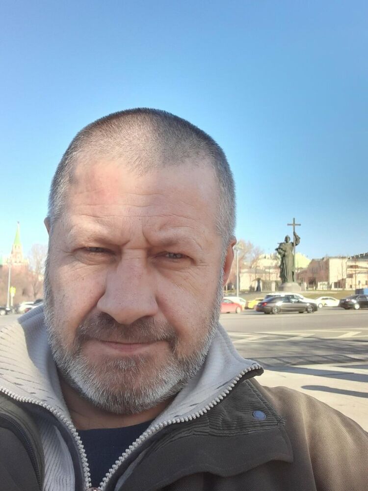  48606918  , 54 ,    