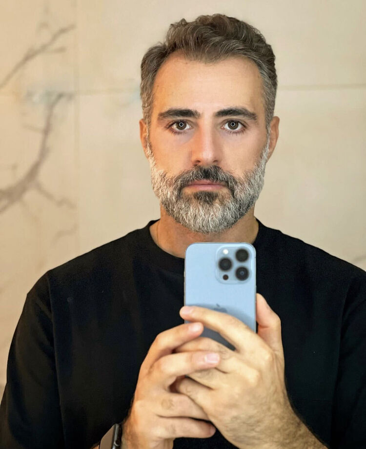  Jiddah,   Kareem, 47 ,   ,   