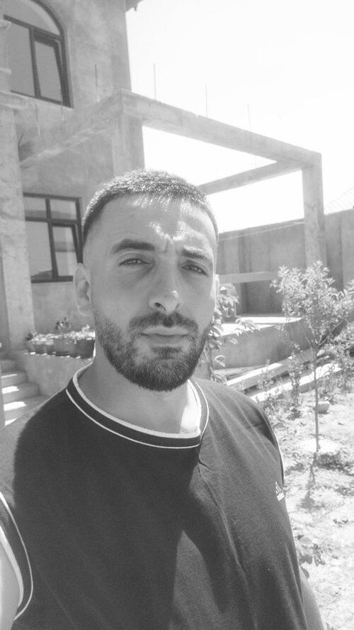  45397448  Teymur, 34 ,    