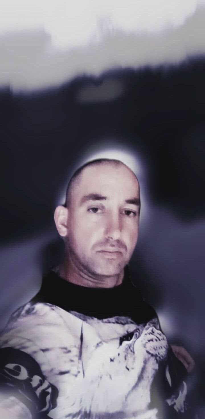  52784698  , 34 ,    