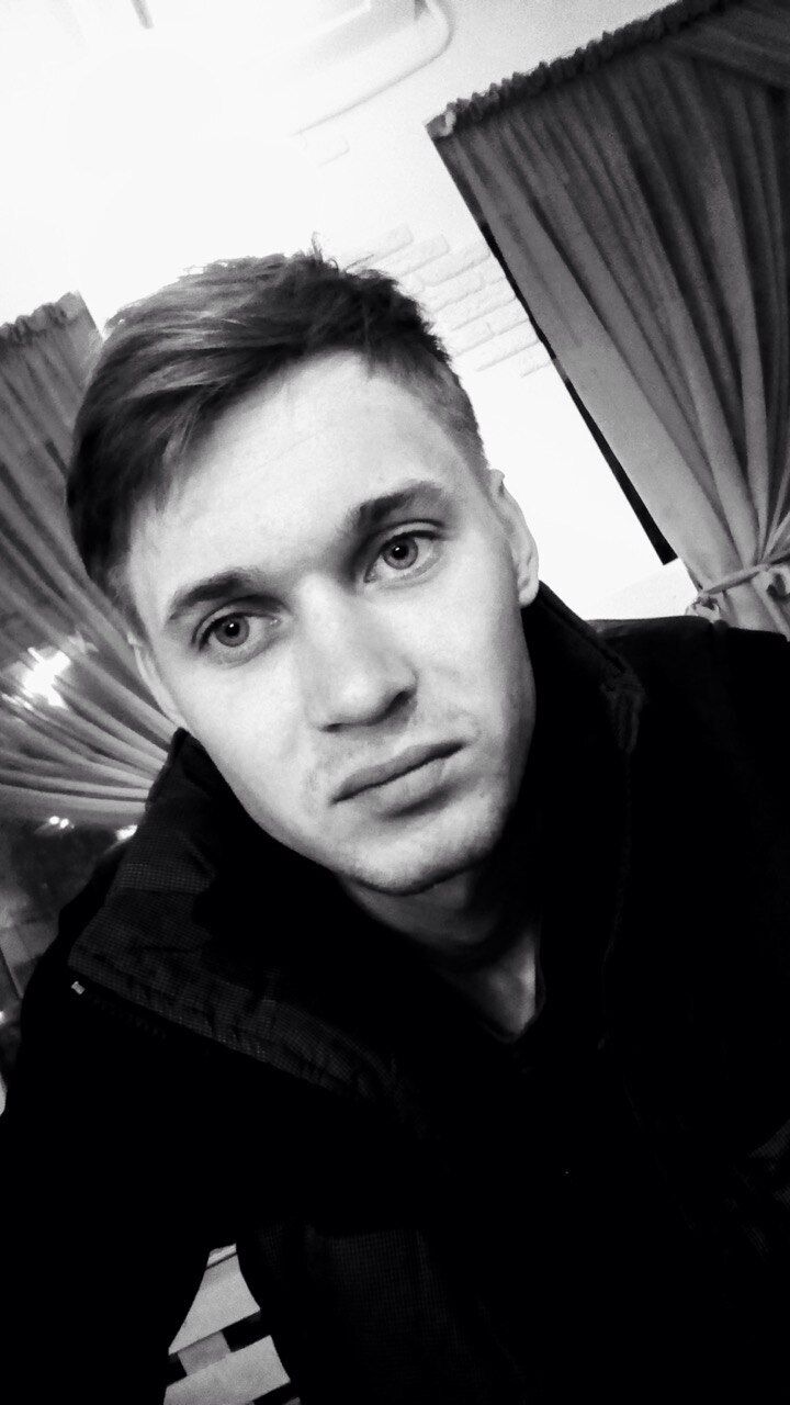  53821808  Viktor, 34 ,    