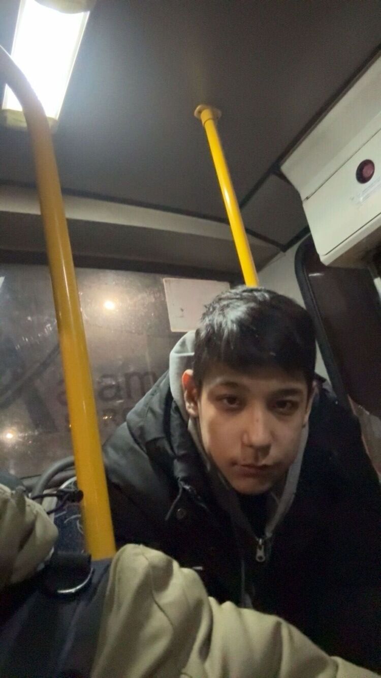  41697448  Dixel, 19 ,    