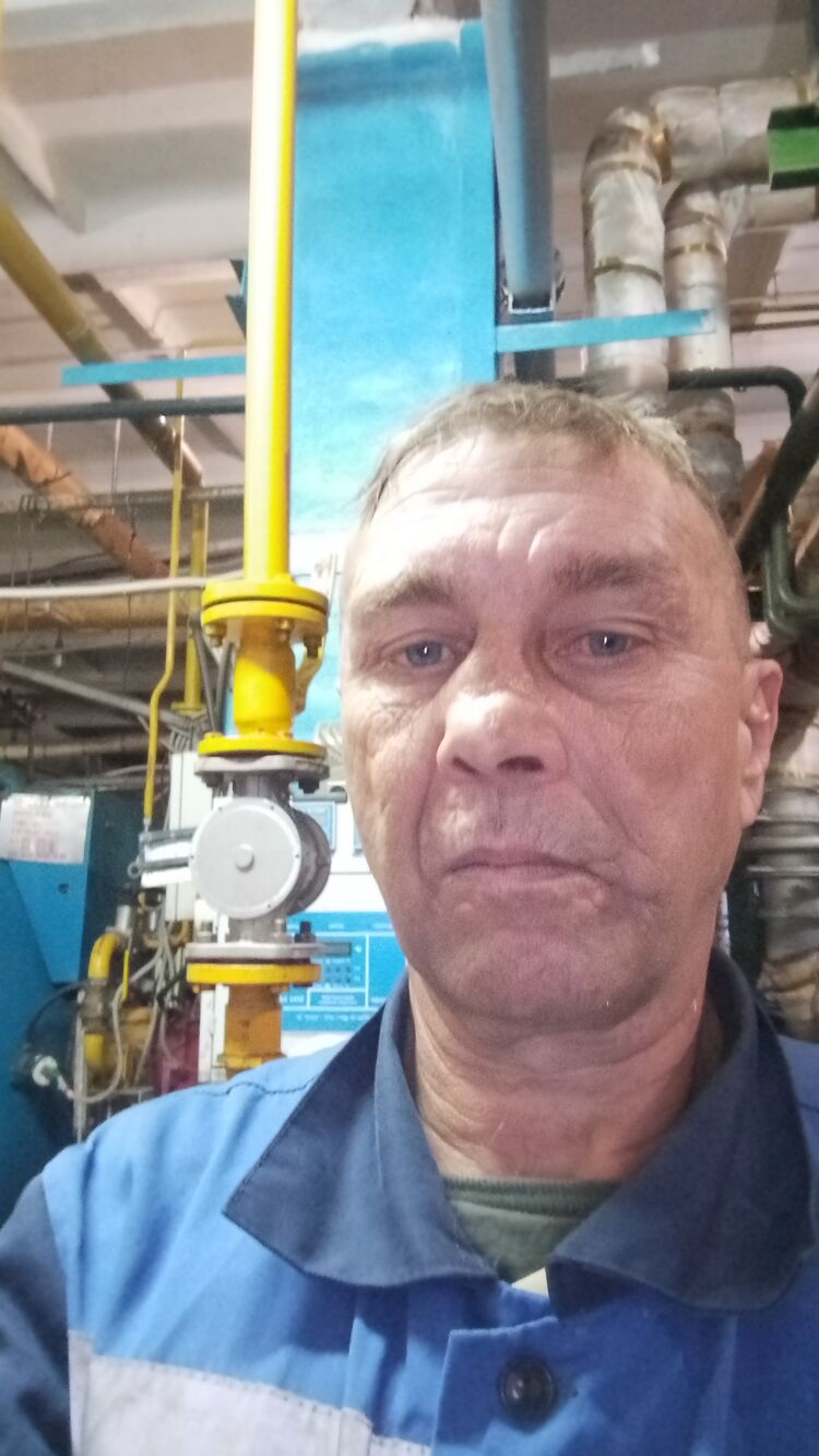  49632658  , 52 ,    
