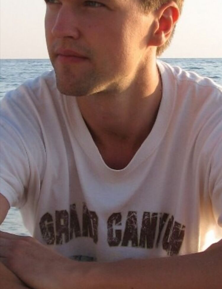 ���� 25421368 ������� �����, 33 ����, ���� ���������� � ���������