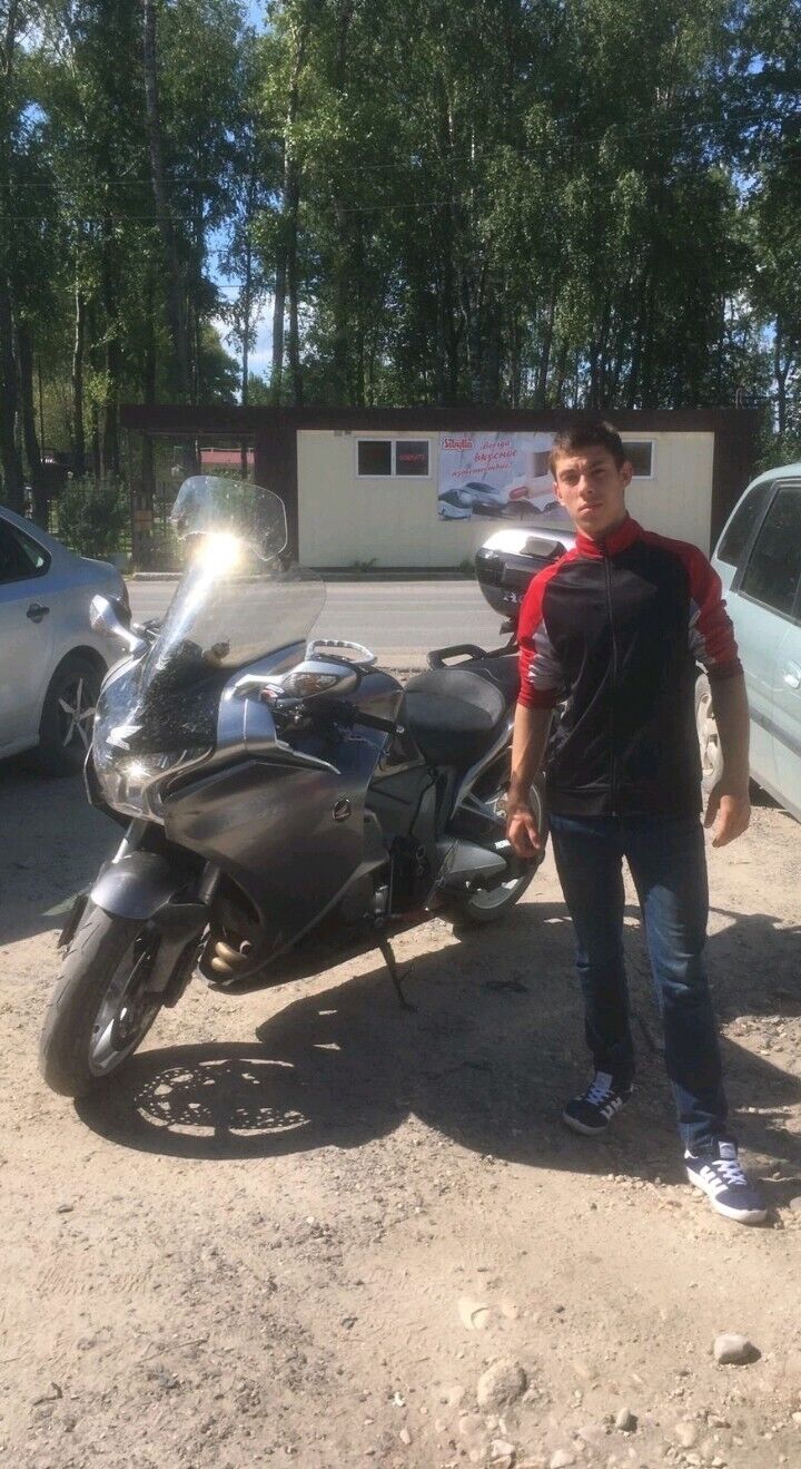  ,   Alexander, 24 ,   ,   , c 