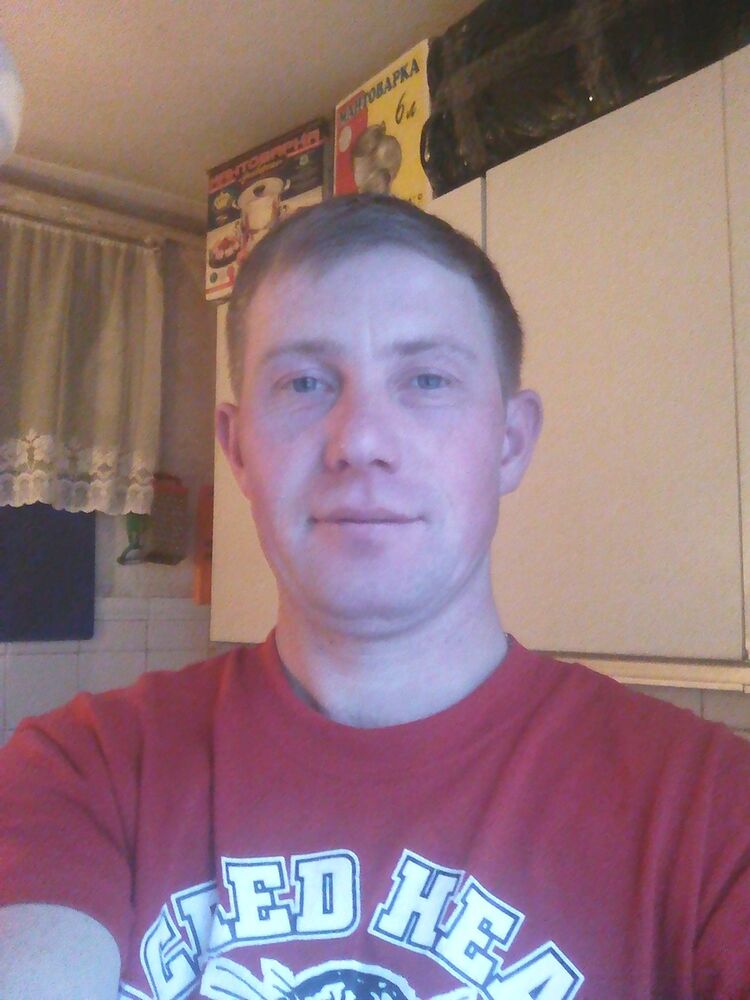  ,   Denis, 39 ,   ,   , c 