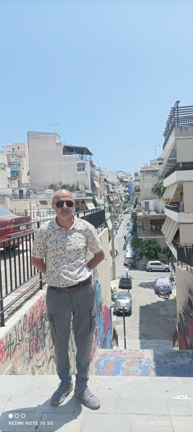  ,   Kamil, 57 ,   ,   