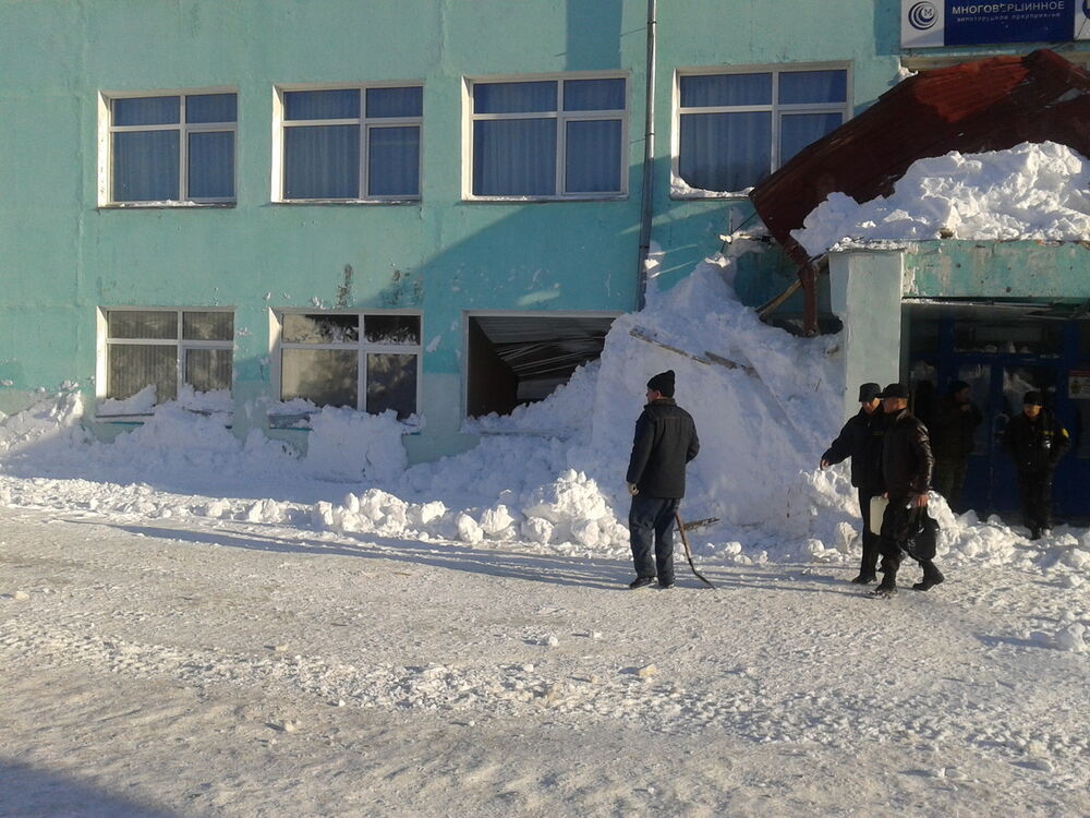  5797118  Aleksei, 48 ,    
