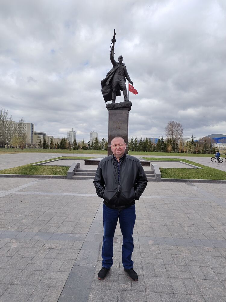  ,   Ruslan, 43 ,     , c , 