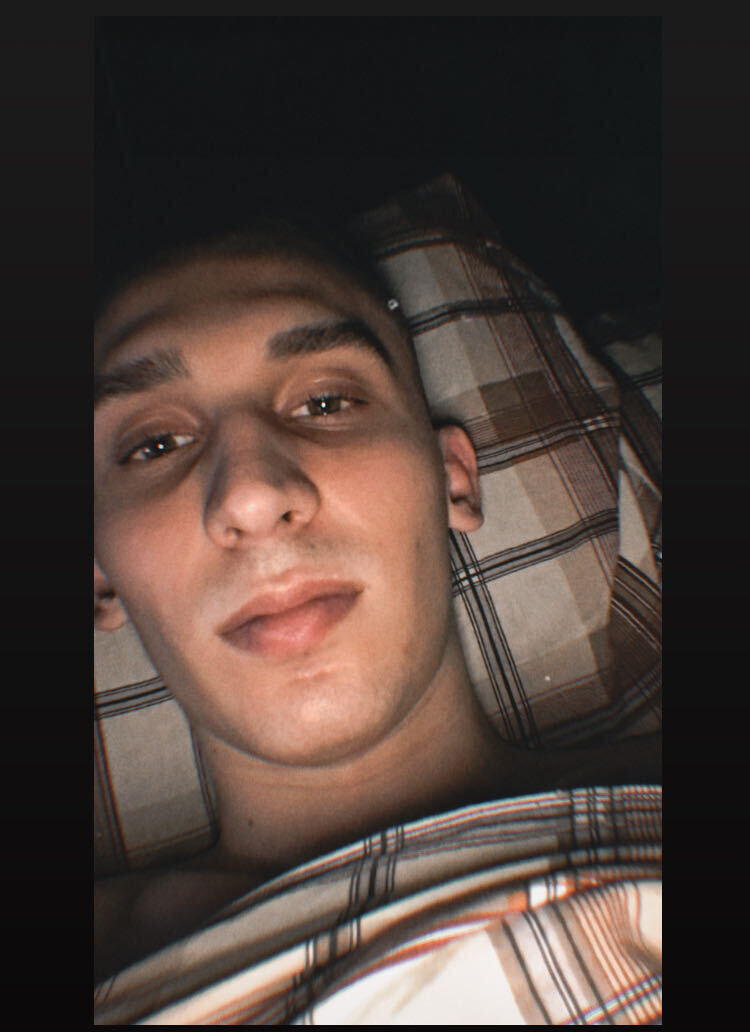  33772198  , 70 ,    