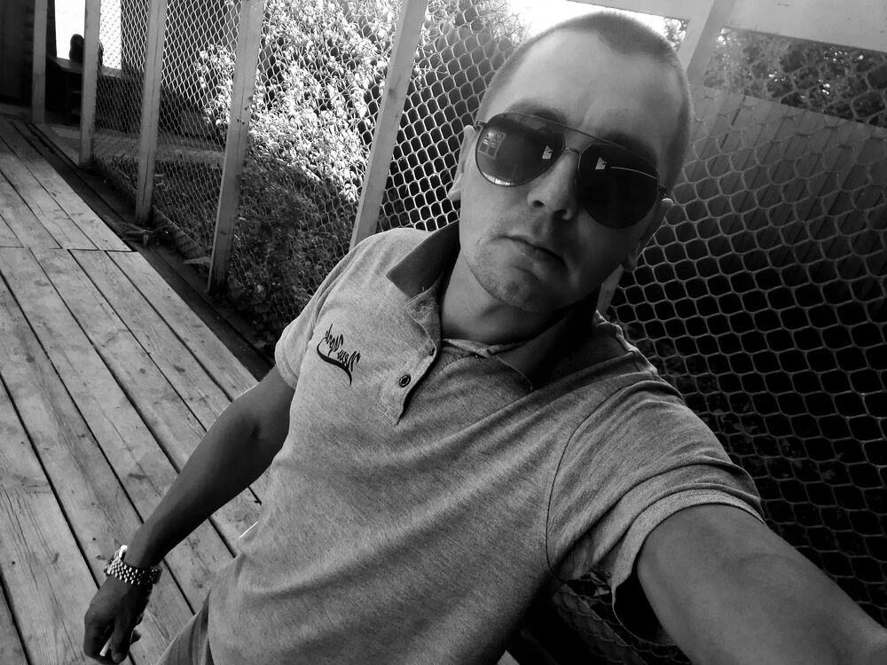  42215278  IGOR, 34 ,    