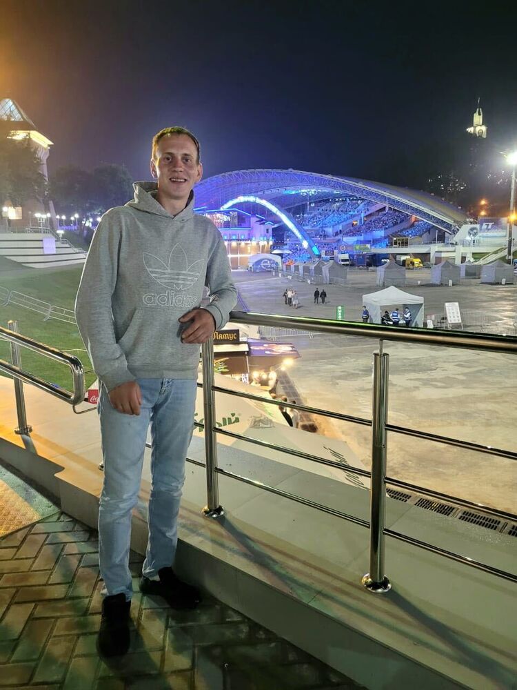  -,   , 24 ,   c 