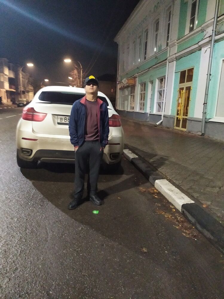  18373198  Sulaymon, 23 ,    