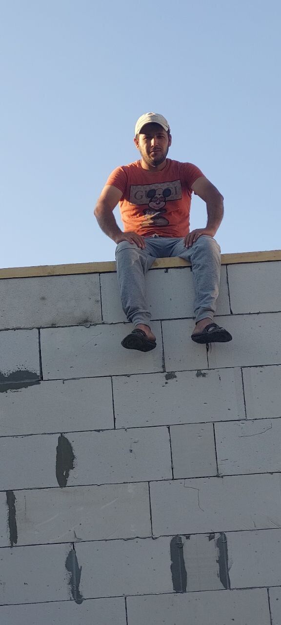  46328838  , 33 ,    