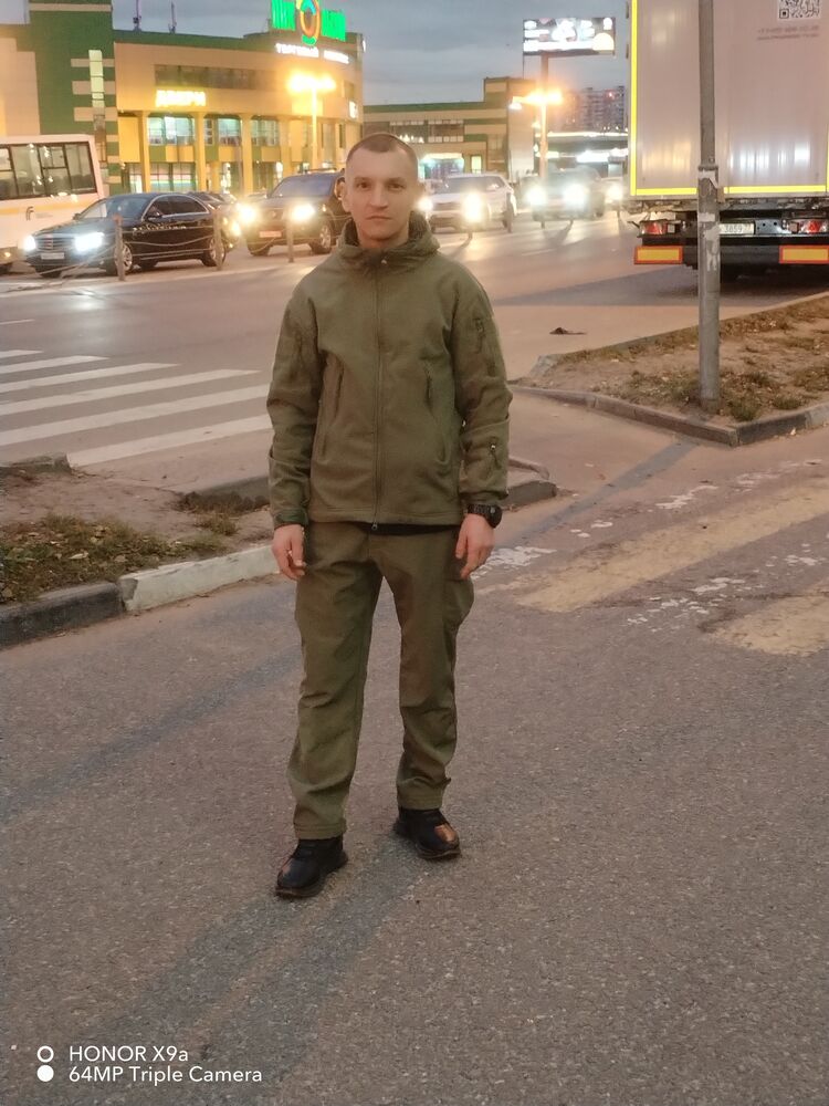  ,   Denis, 39 ,   c , 