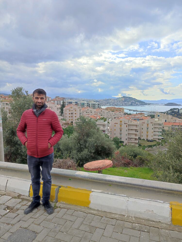  Cesme,   Hamit, 36 ,   ,   