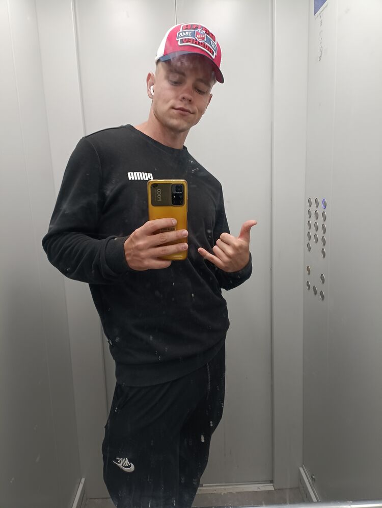  46863098  , 26 ,    