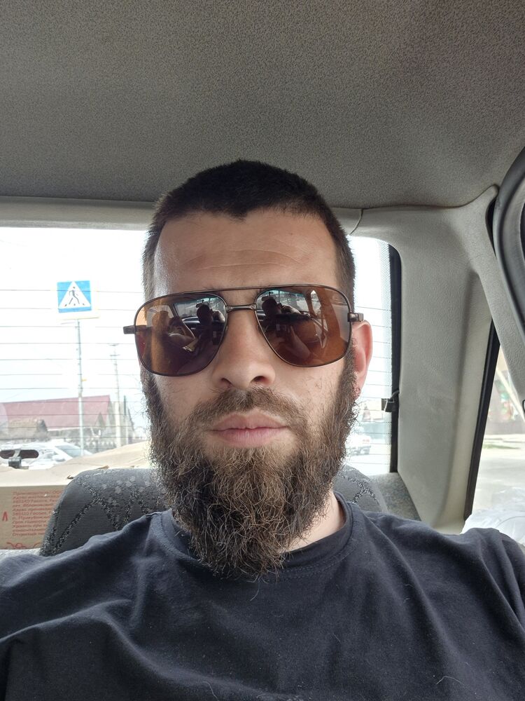  50656068  , 33 ,    