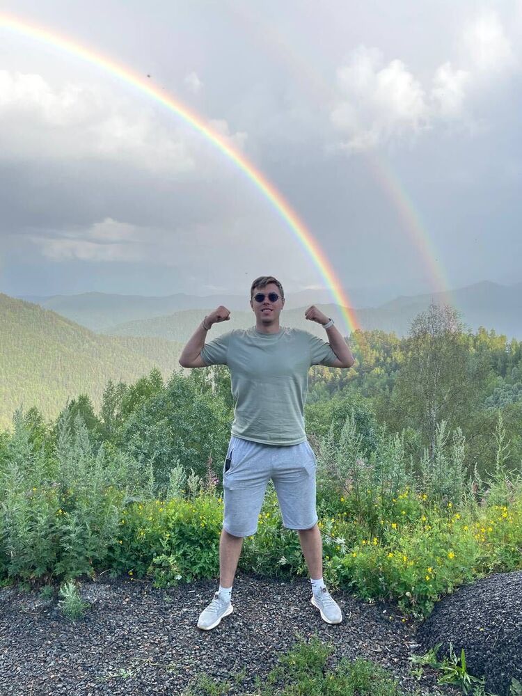  41359708  Ilya, 26 ,    